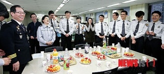 직원들 격려 나선 김기용 경찰청장