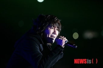 선행의 끝 없는 기부천사 김장훈