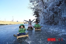 하동옥종딸기정보화 마을, 딸기체험장 개장