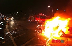 대구 수성IC 앞 교차로 차량 충돌·화재