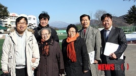 68년만 모교방문 기념사진