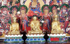 남양주 흥국사 소조석가여래삼존좌상 보물 지정