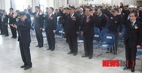 북 핵폐기 촉구하는 무공수훈자회 청주시지부 회원들