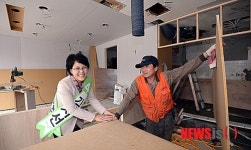 노동자들 만난 김지선 예비후보