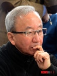 경제는 살려야 한다