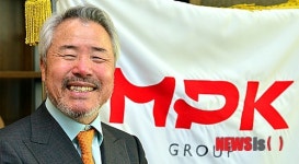 미소 짓는 정우현 MPK그룹 회장