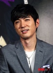 부드러운 미소의 데니안