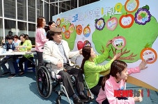 한마음상록회장례봉사단 | 벽화로 표현하는 희망