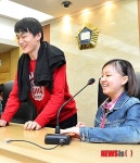 법정 관람하는 한빛맹학교 학생들