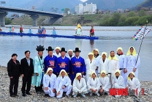 제47회 단종문화제에서 재현한 표주박통신 참가자들