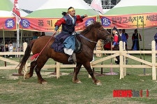 밀양 한국무예촌 마상무예 시범
