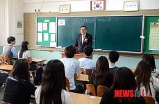 일일교사 된 정홍원 총리