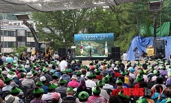 인사말하는 문충실 동작구청장