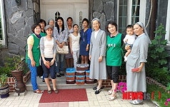 원주시 단구동 부녀회, 다문화가정에 열무김치 전달