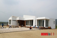 공주 한림로덱스, 경로당 보도블록 설치 지원