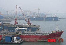 목포 삽진산단의 조선소