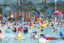 대구·경북 주요 산·공원 더위 식히려는 시민들로 북적