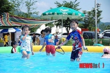 가평군 자라섬에 물놀이장 개장 다음달 20일까지 운영