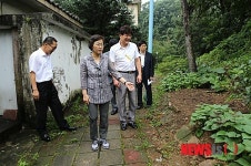 재해대비 취약시설 점검하는 신연희 구청장