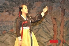 흥타령을 부르는 전주효정중 이혜민 양