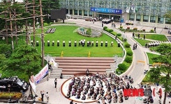 중구청 앞에서 집회하는 서울중부노점상연합 회원들