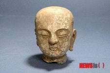 장흥 천관사서 출토된 소조 나한상