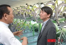 자전거종합센터 찾은 안 의원