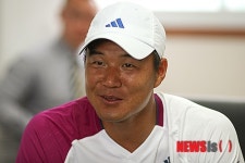 전설 이형택, 환일중·고교 테니스팀 단장된다