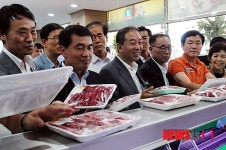 임정엽 완주군수, 고산 미소 한우 구입
