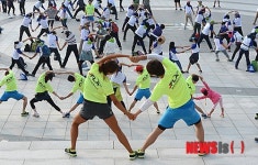 걷기전 몸풀기는 기본