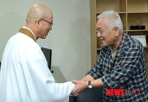 원불교 예방한 김한길 대표