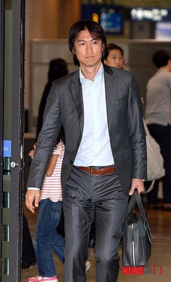 영국출장 마친 홍명보 감독