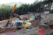 126번 밀양 송전탑 공사장