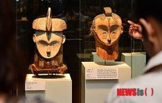 심장가면·조상·여인…콩고강, 중앙아프리카의 예술 국립중앙박물관