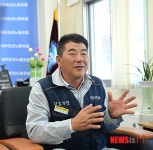 노조도 지역사회에 기여해야 합니다