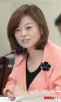 [2013국감] 질의하는 진선미의원