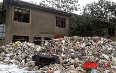 아시아 최대 위안부 유적, 쓰레기 분리수거장 방치 철거 위기