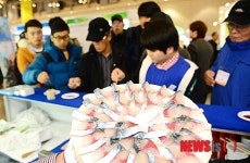 우리 수산물 안전해요…부산국제수산무역엑스포 개막