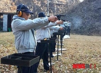 영동 경찰관 탕!탕!탕!…특별 사격훈련