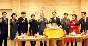 완주 로컬푸드 도농상생터개장 건배