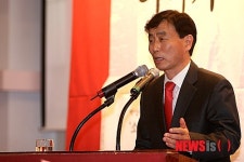 연설하는 이광준 시장군수협의회장
