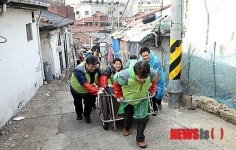 사랑의 연탄 전하는 서울시버스운송사업조합