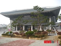 청주예술의전당 광장, 예술공원으로 거듭났다