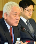 이어도 방공식별구역 안보 토론회 참석한 김한길