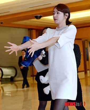 하트하트 재단 홍보대사 소이현, 저도 곰돌이 주세요!