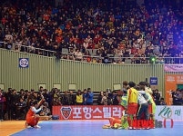 팬들과 함께하는 홍명보 자선축구