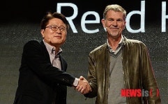 [CES 2014]안승권 LG전자 사장-리드 헤이스팅스 넥플릭스 CEO