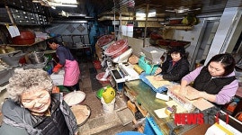 설 닷새 앞두고 불티나는 방앗간