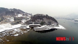 함박눈 내린 선소