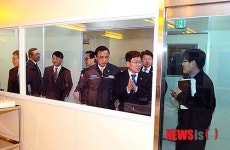 충북반도체고등학교 방문한 윤상직 장관